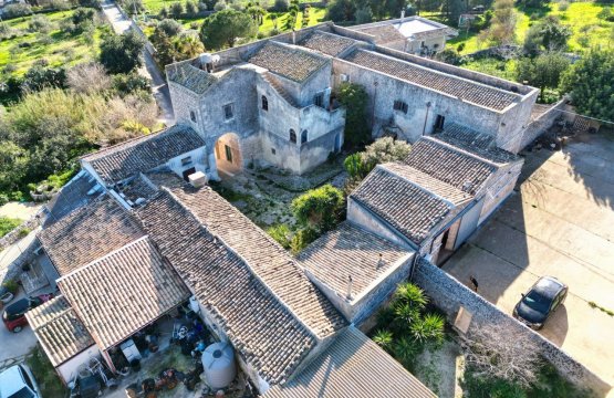 Vendita Casale Campagna Modica Sicilia