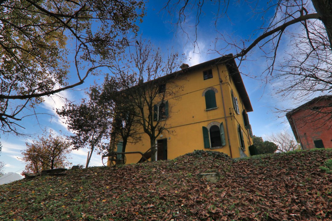 Vendita casale in zona tranquilla Castelvetro di Modena Emilia-Romagna foto 1